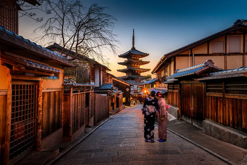 Kyoto Ninenzaka and Sannenzaka streets